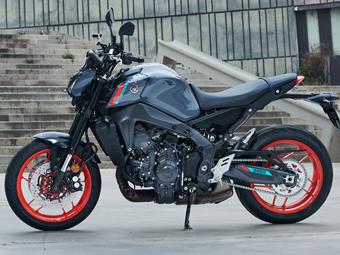 YAMAHA MT-09 (2021-on) review