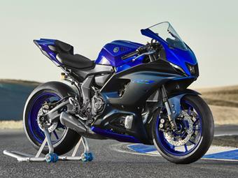 YAMAHA R7 (2022-on) review