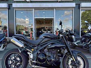 TRIUMPH SPEED TRIPLE 1050