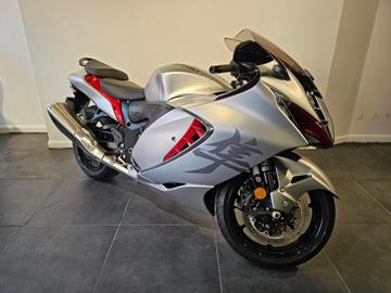 SUZUKI GSX1300R HAYABUSA