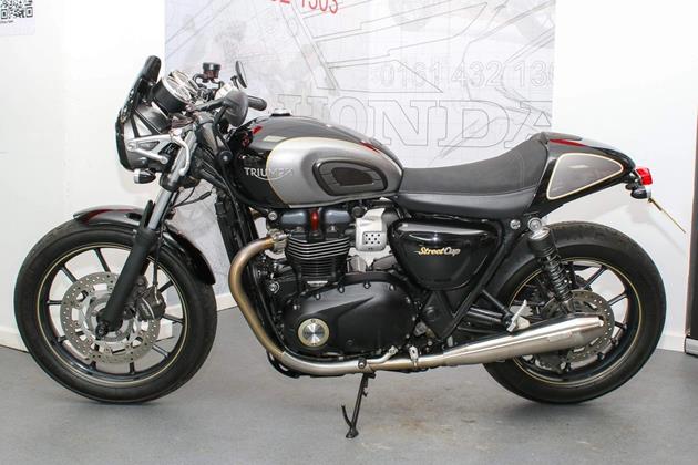 TRIUMPH STREET CUP