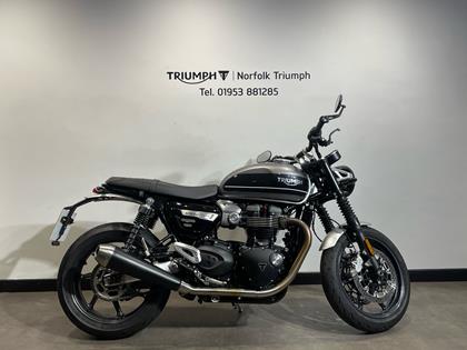 TRIUMPH SPEED TWIN 1200