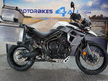 TRIUMPH TIGER 800 XC