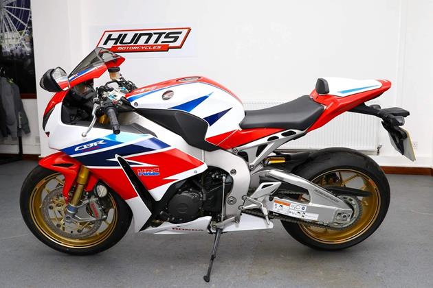 HONDA CBR1000RR FIREBLADE