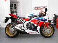 HONDA CBR1000RR FIREBLADE