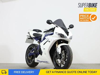 TRIUMPH DAYTONA 675