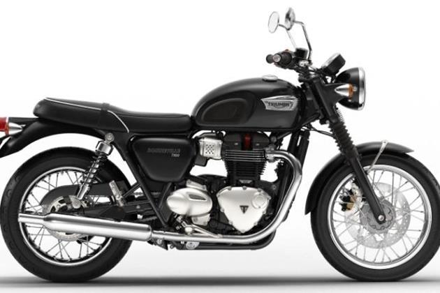 TRIUMPH BONNEVILLE 900