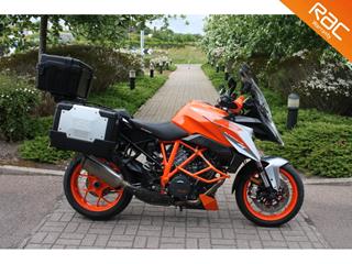 KTM 1290 SUPERDUKE GT 