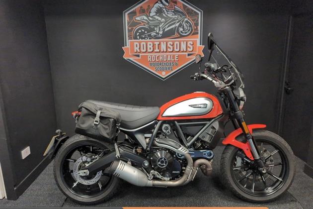 DUCATI SCRAMBLER 800