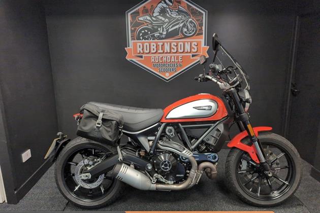 DUCATI SCRAMBLER 800