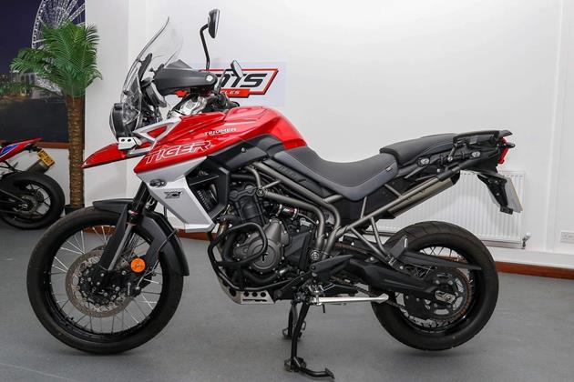 TRIUMPH TIGER 800 XC