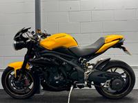 TRIUMPH SPEED TRIPLE 1050