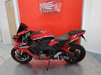 HONDA CBR1000RR FIREBLADE