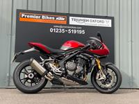 TRIUMPH SPEED TRIPLE 1200 RR