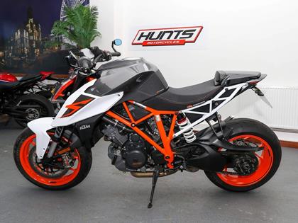 KTM 1290 SUPERDUKE R