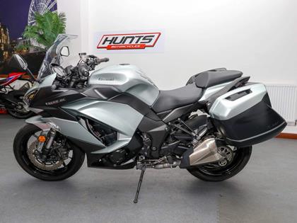 KAWASAKI Z1000SX