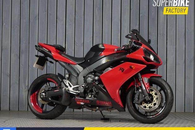 YAMAHA R1 SP