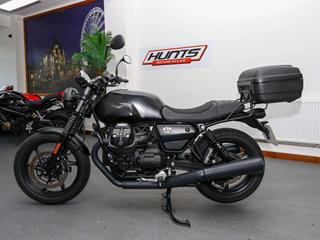 MOTO-GUZZI V7 STONE 