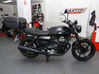 MOTO-GUZZI V7 STONE