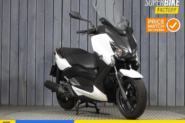 YAMAHA XMAX 250