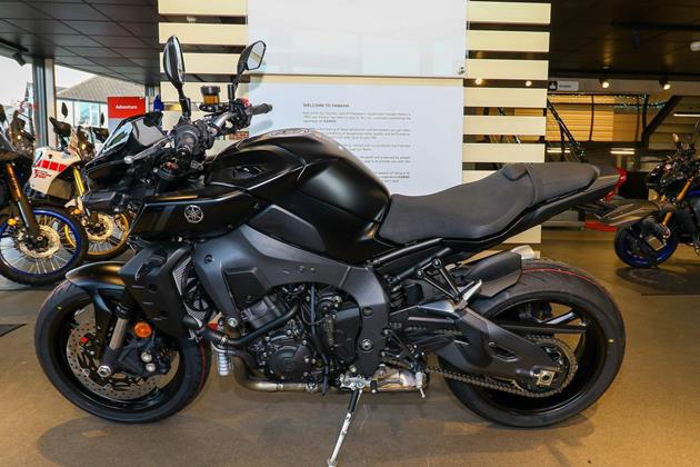 YAMAHA MT-10