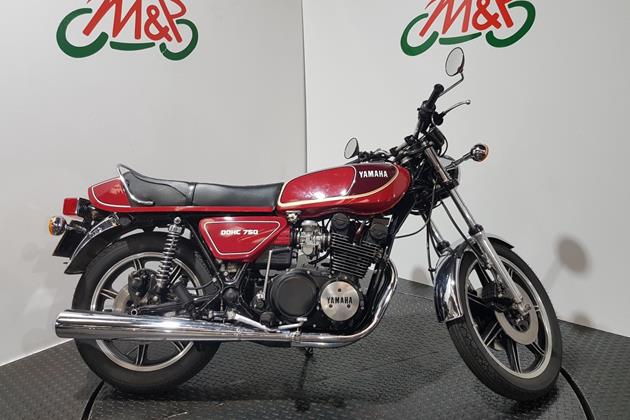 YAMAHA XS750