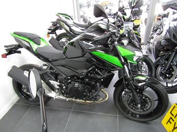 KAWASAKI Z400