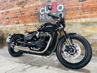 TRIUMPH BONNEVILLE BOBBER TFC