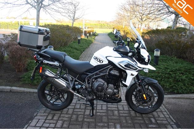 TRIUMPH TIGER 1200 XR