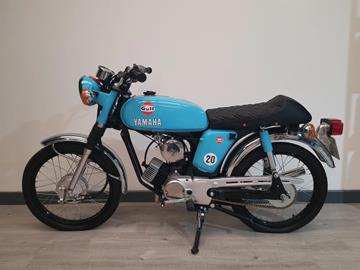 YAMAHA YB50