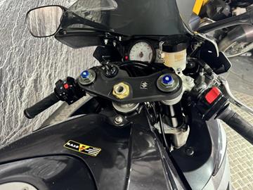 SUZUKI GSX-R750