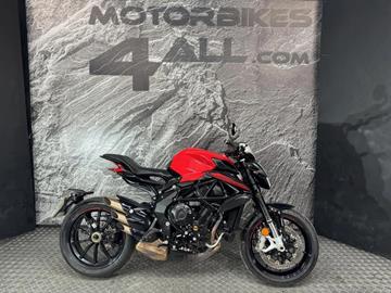 MV-AGUSTA BRUTALE 800 DRAGSTER