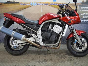 YAMAHA FZS1000 FAZER