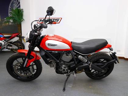 DUCATI SCRAMBLER 800