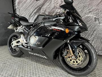 HONDA CBR1000RR FIREBLADE