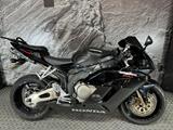 CBR1000RR FIREBLADE 