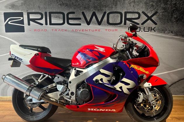 HONDA CBR1000RR FIREBLADE