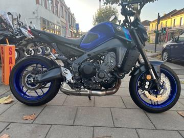 YAMAHA MT-09