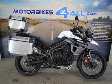 TRIUMPH TIGER 800 XC