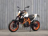 KTM 690 DUKE