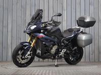 BMW S1000XR