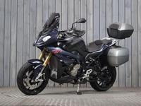 BMW S1000XR