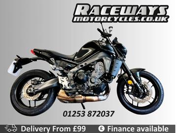 YAMAHA MT-09