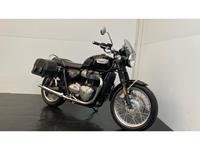 TRIUMPH BONNEVILLE T100