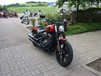 HARLEY-DAVIDSON STREET BOB