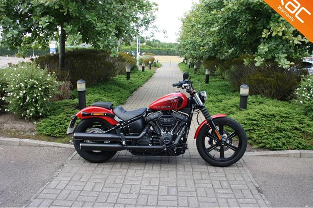 HARLEY-DAVIDSON STREET BOB