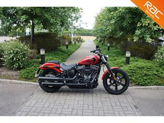 HARLEY-DAVIDSON STREET BOB 