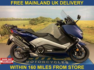 YAMAHA TMAX 530