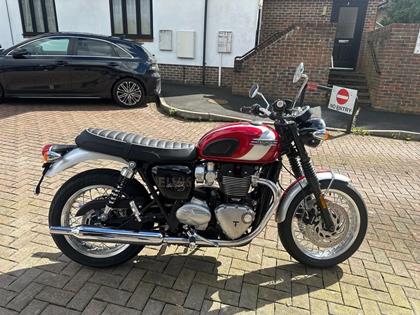 TRIUMPH BONNEVILLE T120