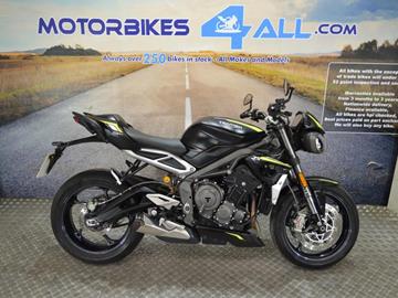 TRIUMPH STREET TRIPLE 765 RS